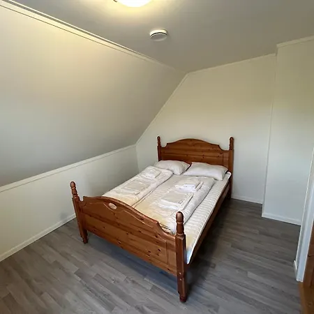 Hus Med Midnattssol Havutsikt *