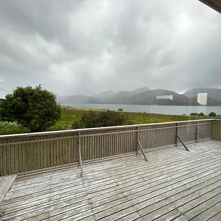Hus Med Midnattssol Havutsikt * Gravdal (Vestvagoy)